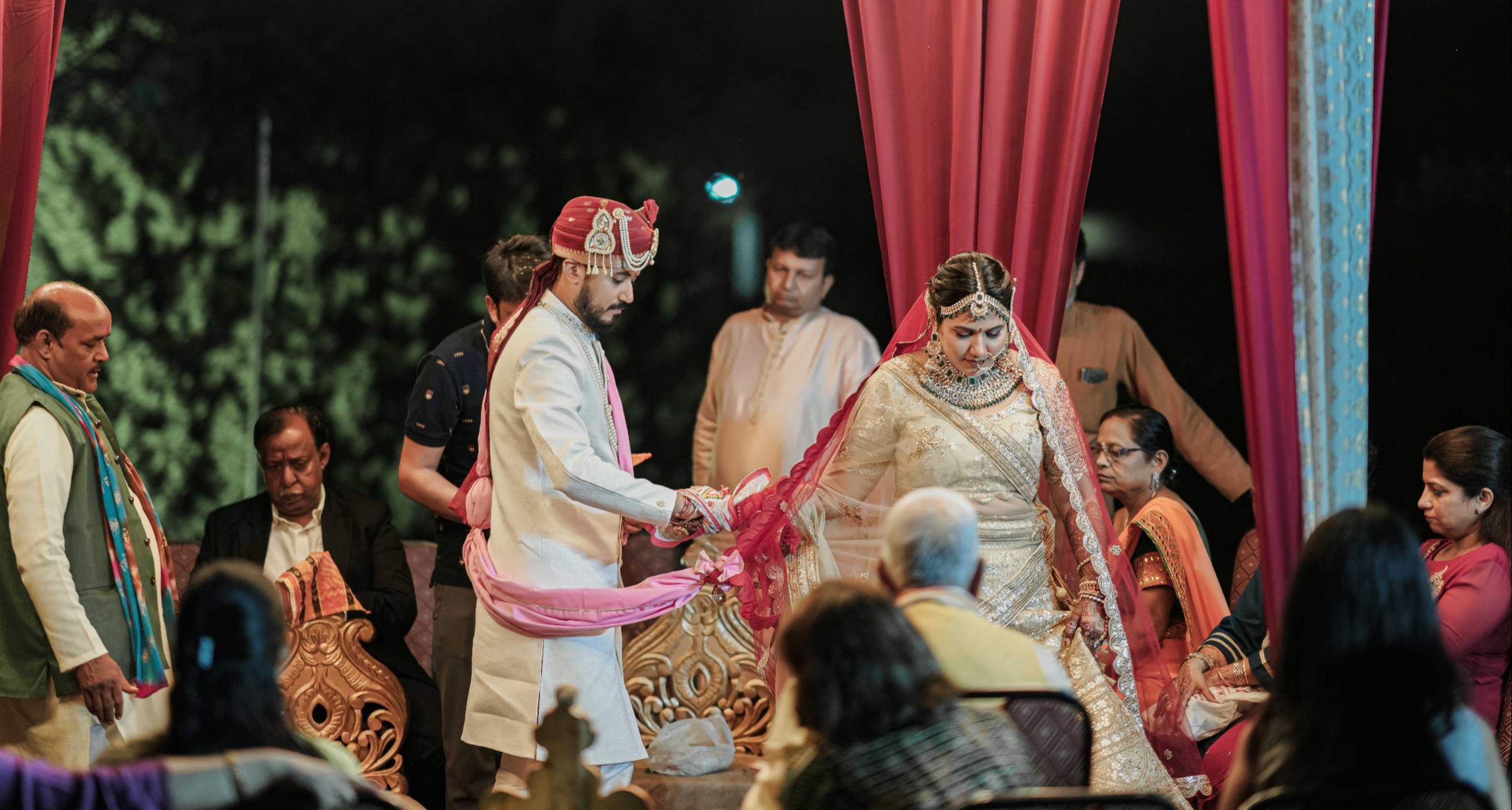 MANISH & PRIYA